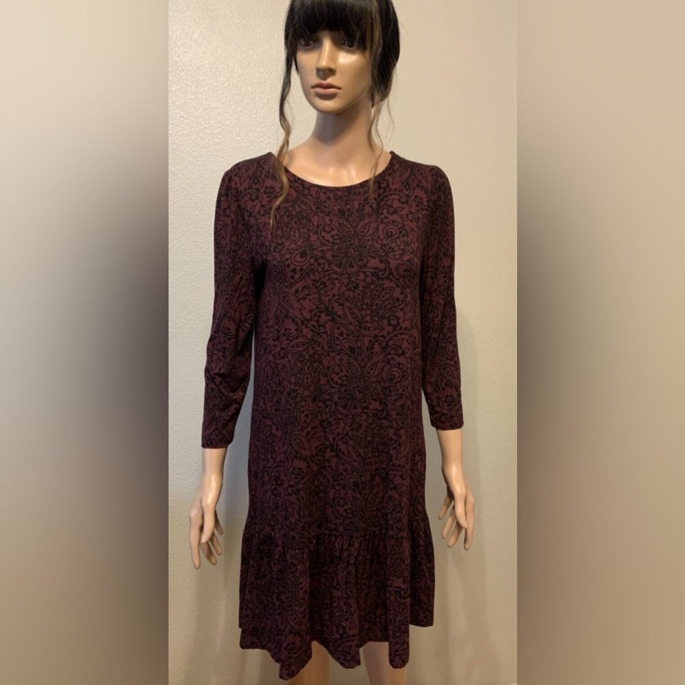 LOFT 3/4 SLEEVE DROP WAIST FLOUNCE DRESS PLUM AND BLACK PAISLEY PRINT SIZE XS